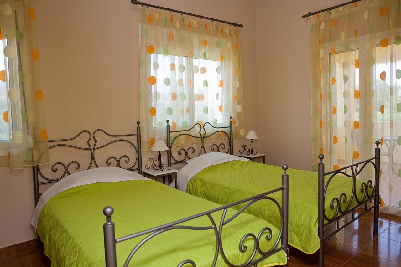Villa Clio Arménoi Quarto foto